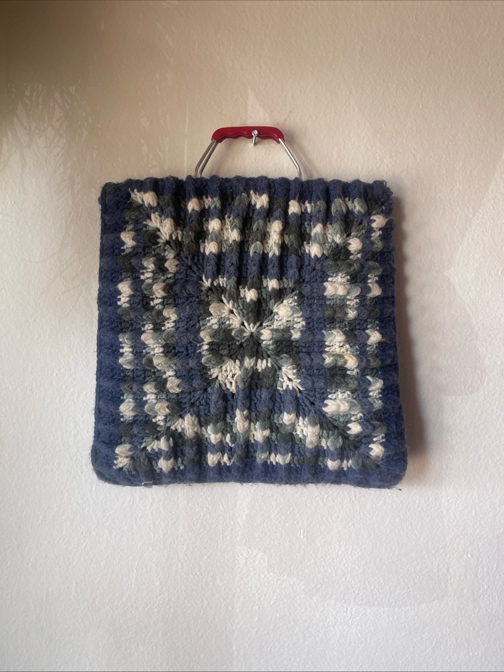 Festival pat knitted bag made in Spain 100 % Polyethylene